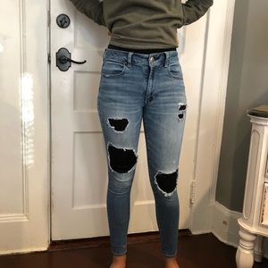AMERICAN EAGLE ripped jeanss!!